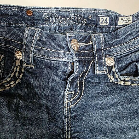 Miss Me Signature Skinny Jeans 24 Rhinestone Flap Pockets - Picture 6 of 11